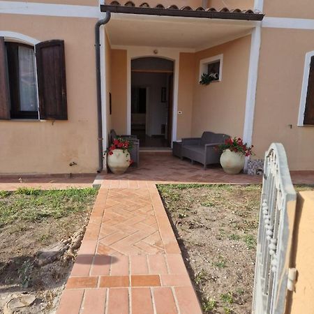 Claudia'S House Hotel Santa Teresa Gallura Bagian luar foto